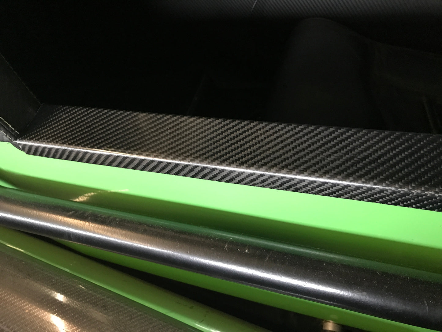 Westfield carbon kick strips, a pair
- Einstiegsleiste aus Carbon, paarweise